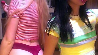 Blonde and brunette lesbians munch their asses