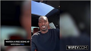 Hollywood Cash In Fit Blonde Hotwife Elania Gets Stretched Out By Bbc