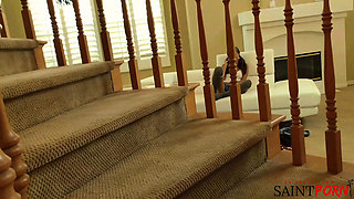 Carolina Sucks and Rides Stepdad in Messy 69