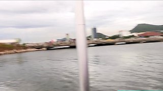 Curvy Thai MILF amateur gets picked up