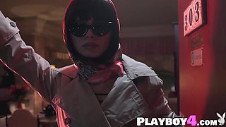 Giant hooters COUGAR Julia Logacheva handsome posing sesh after sizzling striptease