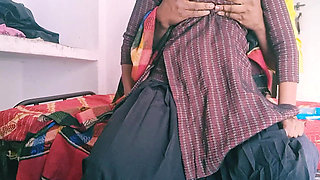 Padhos ki Bengali bhabhi ko ghodi bana ke choda