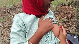 Young Indian Desi College Girl Fucked Hard by Boyfriend in Jungle - Hindi Village Sex