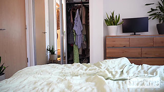 Giantess Tinder Date Goes Wrong