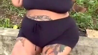 Deusa BBW Smoking Her Cigarette in Public