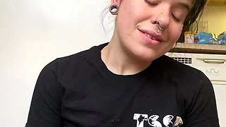 Amateur blondie solo anal masturbation