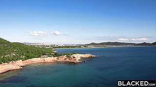 Interracial sex with engaging Elena Vedem and Freddy Gong from Blacked.Com