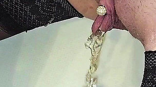 Alice Maze and Skyler Squirt Pee Fantasy