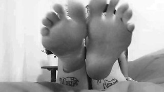 Hey Baby Stop and Watch My Feet