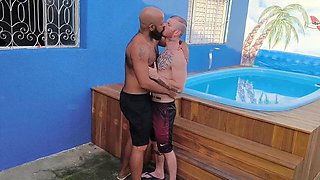 Carmona Barebacks Brazilian Jock