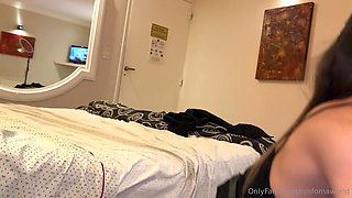 Best Ass in the Gym Squirts Cumshots Orgasms Blowjobs