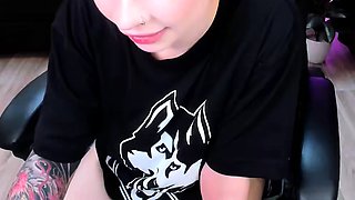 Big boobs milf masturbates with her dildo