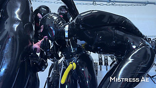 Mistressae & Miss Lilly: Bi-training in Latex