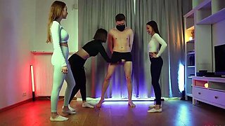 Vicki Kicks - Fun Evening - Together With My Girlfriends We