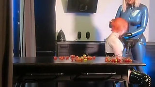 Strapon Lesbian and Latex Rubber Home Fun