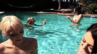BFFs-Poolside BFFS Party