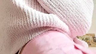 Beauty small tit amateur teen masturbating her shaved pussy