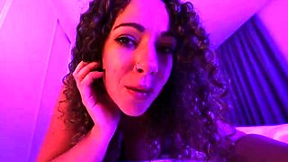Sasha Curves - A Giantess Among Us FemDom