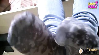 Pure Mette - solo female movie - Foot Fetish Beauties