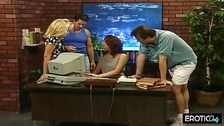 Jamie Leigh, Toni James And Dave Hardman In Cocks Soaking Wet From Blowjobs