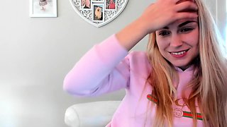 Naked Blonde Teen Girl Pussy Masturbation On Webcam