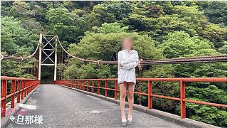A Short Stature Gal Took A Walk Outside Naked. Toilet Peeing