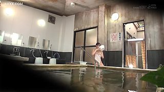 Onsen Temptation: Shoulder Massage. Japanese woman erotic video x3xB36D7797CC1F976EE9