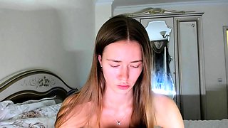 Hot amateur webcam teen masturbates for their fans