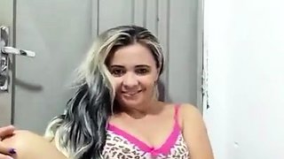 Sexy amateur mature blonde gives a great handjob at cum