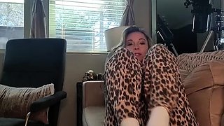 Goddess Allie - Sock Sniffing Loser