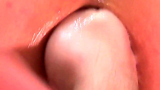 Her Fucking Asshole Was Thoroughly Used, and the Juicy Prolapse Was Completely Filled with Cum