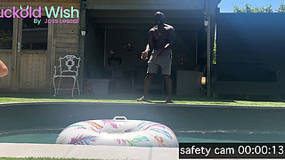 Lumacarie Gets Fuck at Swiming Pool