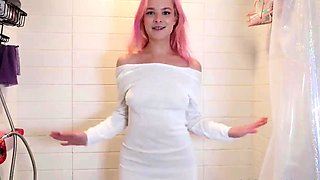 Tasha geek pregnant shaving in amateur porn shower solo