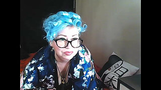 Magic Breath of a Mature Cunt: Deep Gaping Show, Squirt & Piss