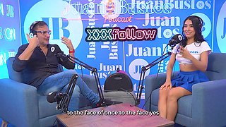 Little kinky Colombian Mayraoficial cums on the Sybian machine - Juan Bustos Podcast