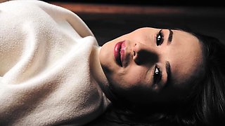 Real Life Hentai - Eve sWeet gets covered in cum by aliens