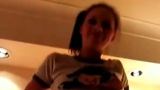 Cutie With Perfect Tits on Webcam