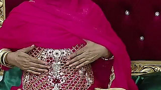 Most Beautiful Mature Hindi Bride Sex with Dildo
