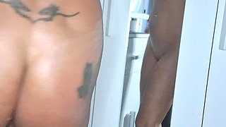 Full Body in Lettyblond Cream