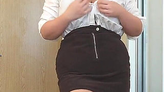 Teacher Takes Advantage of Shrinking Virus Outbreak