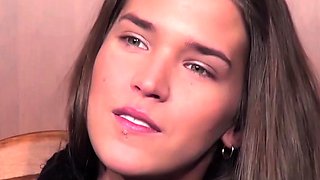 Horny Webcam Babe Solo Masturbation