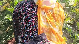 Village Bhabhi - Village Desi Bhabhi Fucked In Mustard Field In Doggy Style . Outdoor Sex Desi Bhabhi With Dewar
