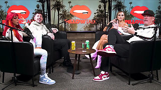 Kenzie Anne Loses P＊rn Virginity to Tyga