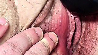 Hairy Big Pussy and Huge Clitoris Masturbation Female Orgasm Squirt