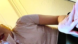 amateur blonde solo webcam