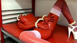 Horny latex lesbians Lucy Zara and Kandi Kay get it on