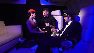 Betty, 26 years old, makes her way to the hardcore... - Jacquie et Michel TV