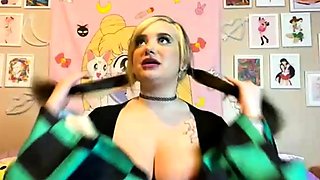 Amateur Blonde Teen Plays Solo with Toy Webcam Porn