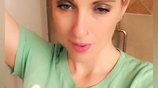 Shower Peepshow