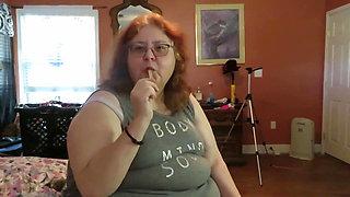 BBW nurse Vicki enjoys eatting a chocolate vanilla ice cream popsiscle
